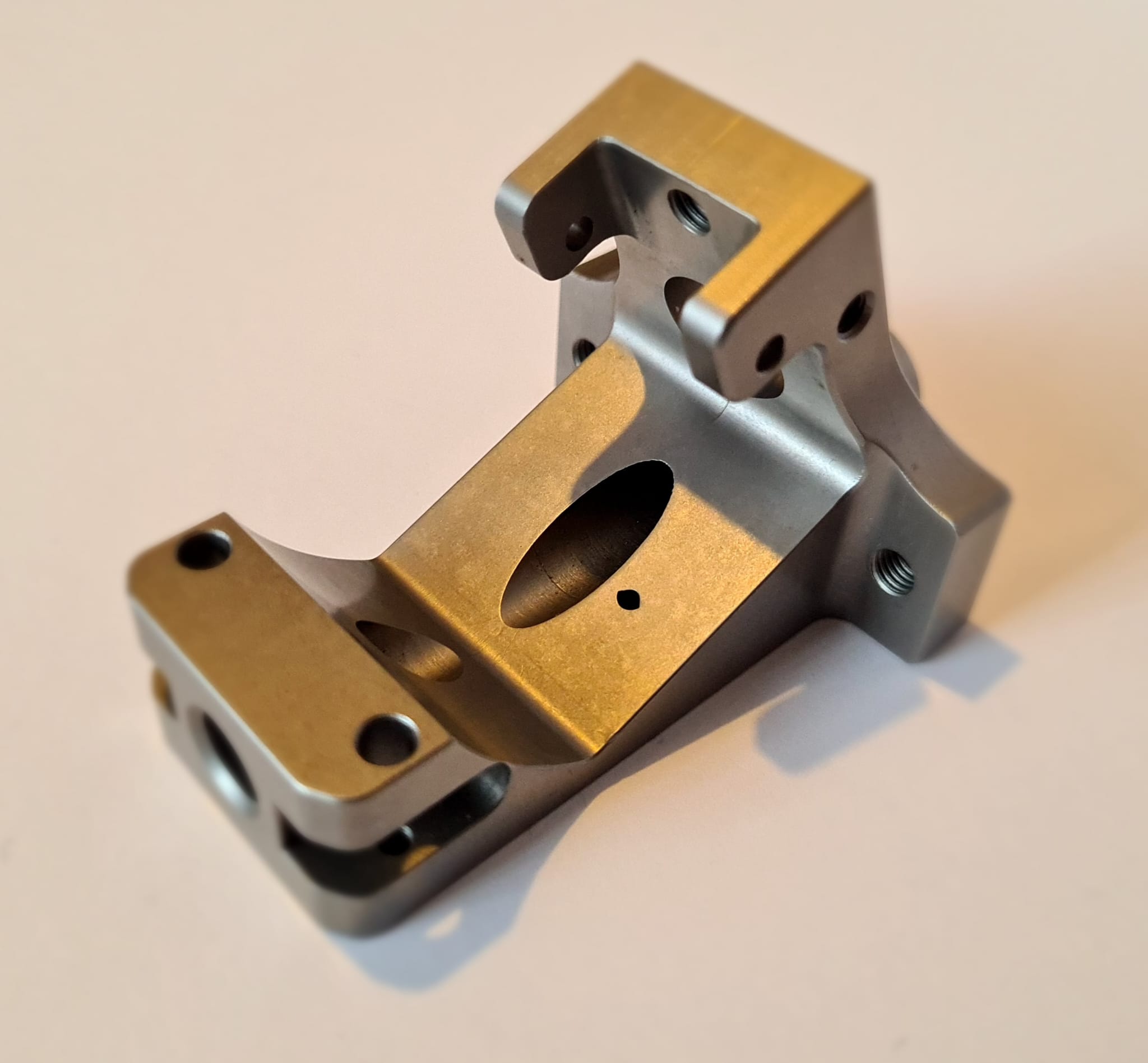 Automatic screwdriver holder